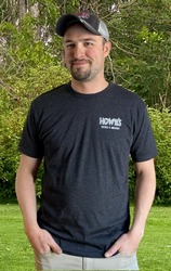Howie's Tackle Logo T-Shirt - Vintage Black